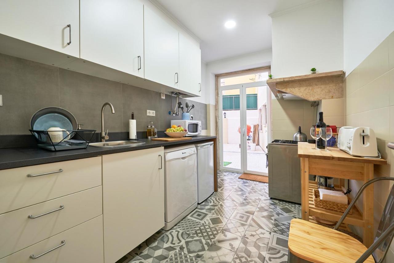 Belem Light Filled Apt With Patio, By Timecooler ลิสบอน ภายนอก รูปภาพ